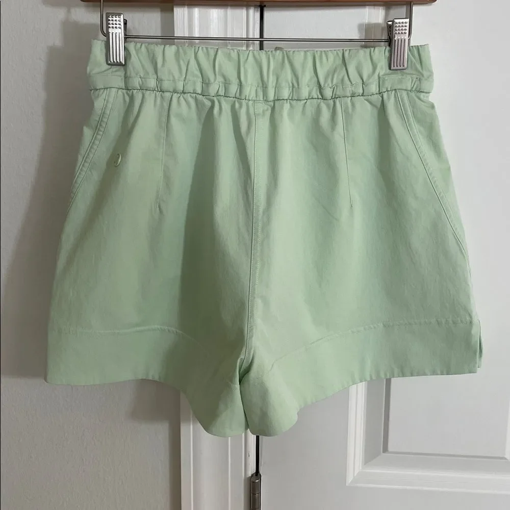 Lululemon Cinchanle High Rise Shorts